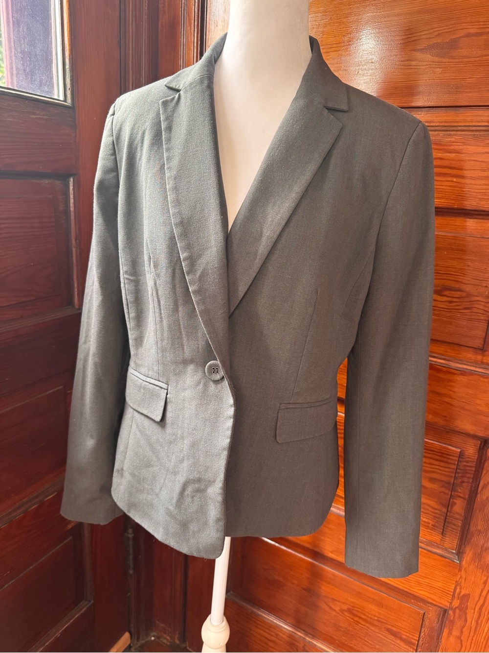 Nine West Gray Blazer Size 6 Structured Professional Careerwear